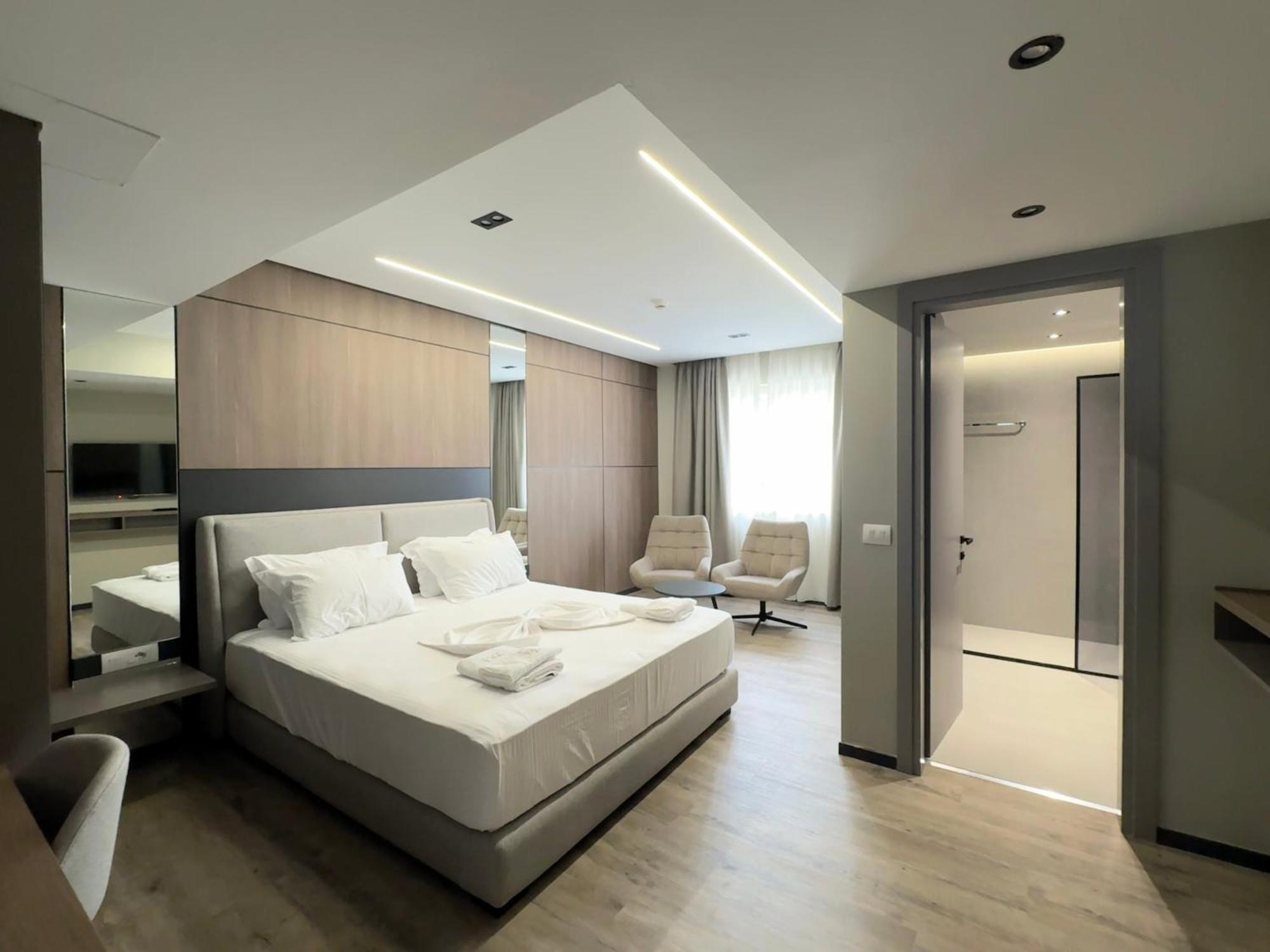 Hotel Liss Lezhë Exteriér fotografie